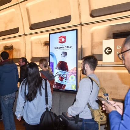 out of home advertising washington dc digital transit