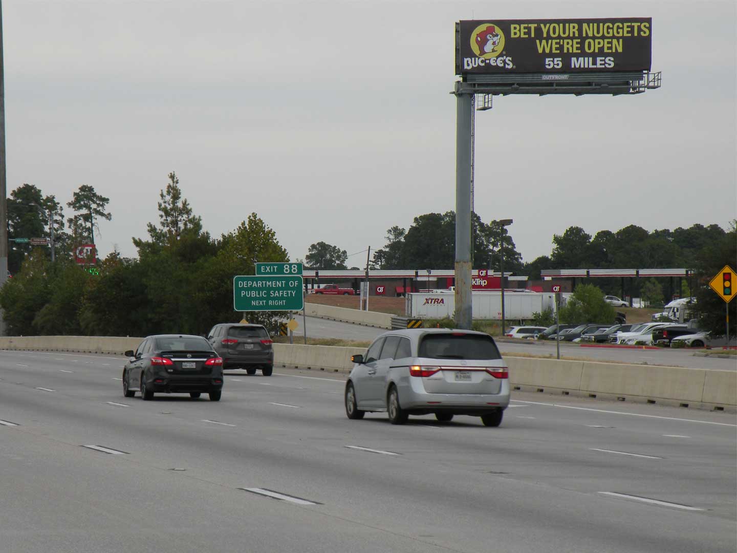out of home billboard advertising beaumont texas