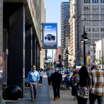 out of home advertising dallas texas digital placed based