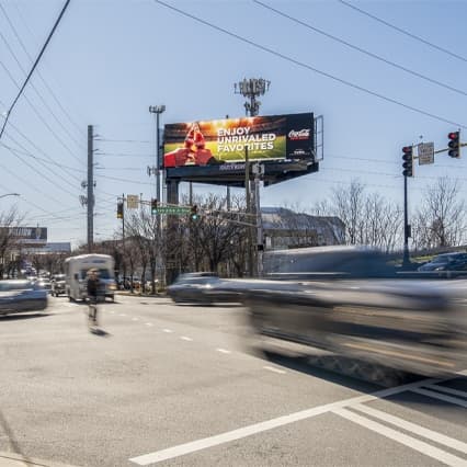 out of home digital billboard advertising