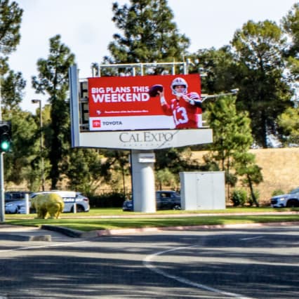 out of home digital poster advertising sacramento