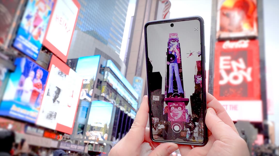 out of home digital billboard advertising