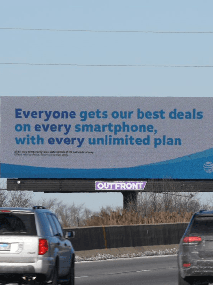 out of home digital billboard advertising targeted by audiences